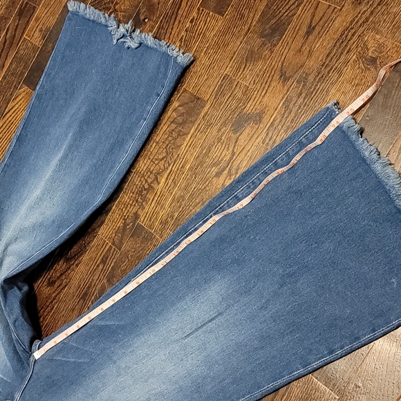 Frame Denim Crop Wide Leg Jeans - Picture 7 of 8